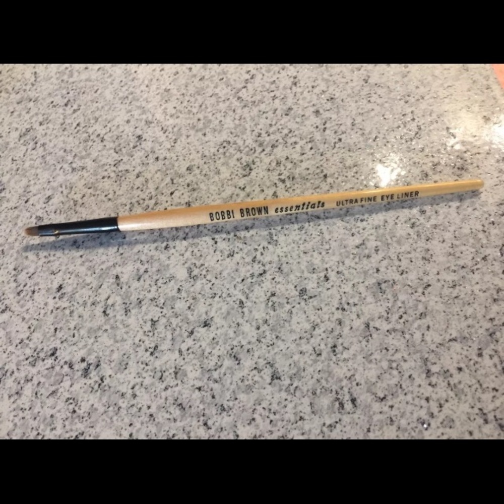 New Bobbi Brown ultra fine eyeliner brush